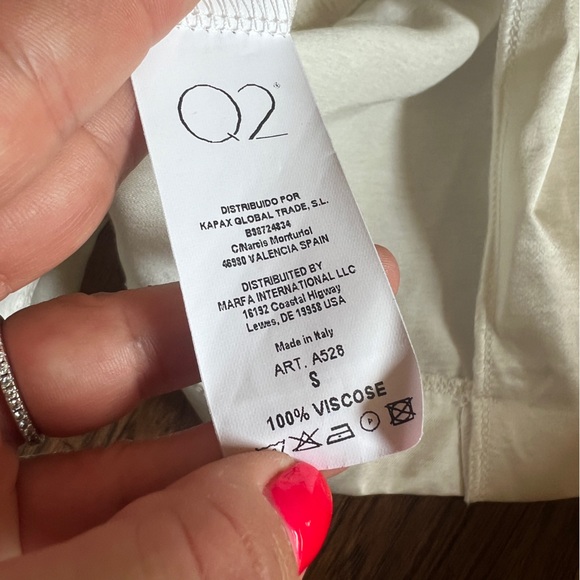 Q2 Satin Blazer - Picture 6 of 15